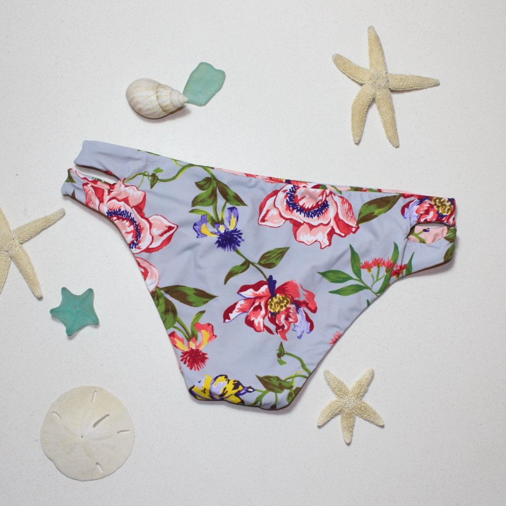 Reversible Bikini Bottoms // Swimwear - Picture 2 of 4